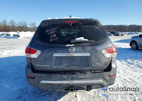 2013 Nissan Pathfinder S z USA, uszkodzony, nr VIN 5N1AR2MM6DC632178